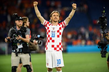 ROTTERDAM, NETHERLANDS - 14 Haziran 2023: Luka Modric - UEFA Uluslar Ligi Finalleri. Yarı final Hollanda - Hırvatistan De Kuip 'te
