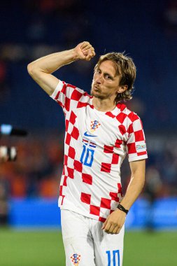 ROTTERDAM, NETHERLANDS - 14 Haziran 2023: Luka Modric - UEFA Uluslar Ligi Finalleri. Yarı final Hollanda - Hırvatistan De Kuip 'te