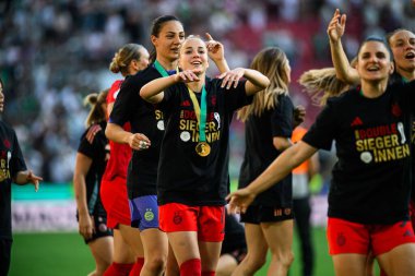 COLOGNE, GERMANY - 1 Mayıs 2025: Giulia Gwinn - DFB-Pokal Frauen (Almanya Kadınlar Kupası) maçı FC Bayern Münih - SV Werder Bremen - Rhein Enerji Stadyumu 'nda.