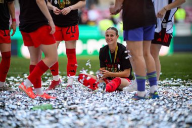 COLOGNE, GERMANY - 1 Mayıs 2025: Klara Buhl - DFB-Pokal Frauen (Almanya Kadınlar Kupası) FC Bayern Münih-SV Werder Bremen 'e karşı Rhein Enerji Stadyumu' nda maç.
