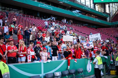 COLOGNE, GERMANY - 1 Mayıs 2025: Klara Buhl - DFB-Pokal Frauen (Almanya Kadınlar Kupası) FC Bayern Münih-SV Werder Bremen 'e karşı Rhein Enerji Stadyumu' nda maç.
