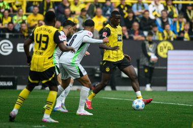 DORTMUND, GERMANY - 3 Mayıs 2025: Serhou Guirassy - Signal Iduna Park 'ta Borussia Dortmund - Vfl Wolfsburg maçı