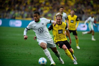 DORTMUND, GERMANY - 3 Mayıs 2025: Julian Brandt - Borussia Dortmund-Vfl Wolfsburg maçı Signal Iduna Park 'ta
