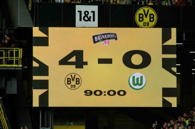 DORTMUND, GERMANY - 3 Mayıs 2025: Signal Iduna Park 'ta Borussia Dortmund vs Vfl Wolfsburg futbol karşılaşması
