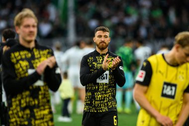 DORTMUND, GERMANY - 3 Mayıs 2025: Salih Özcan - Signal Iduna Park 'ta Borussia Dortmund - Vfl Wolfsburg maçı