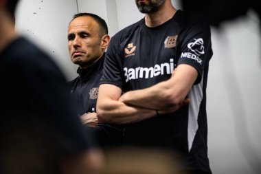 LEVERKUSEN, ALMANY - 9 MAYIS, 2025: Bundesliga maçı Bayer 04 Leverkusen, Bayarena 'da Borusssia Dortmund' a karşı..