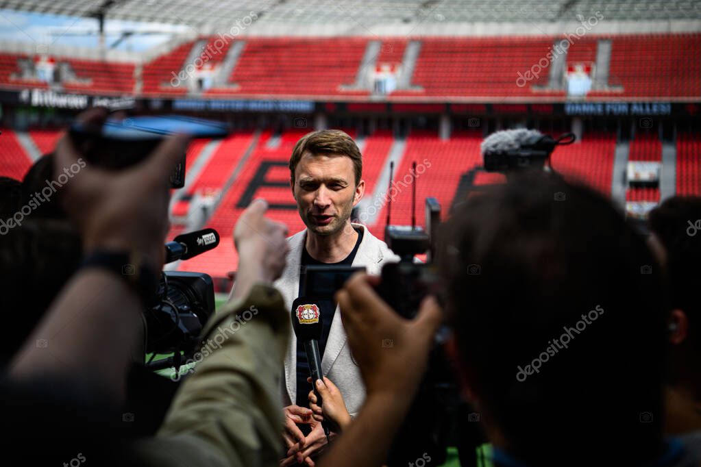 LEVERKUSEN, GERMANY - 9 MAY, 2025:  - Simon Rolfes. Press Conference. The Bundesliga match Bayer 04 Leverkusen vs Borusssia Dortmund at BayArena.