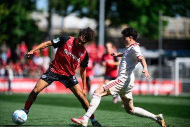 LEVERKUSEN, ALMANY - 10 MAYIS 2025: Montrell Culbreath - Yarı-Final. A-Junioren Bundesliga maçı Bayer 04 Leverkusen, FC Bayern 'e karşı Ulrich-Haberland Stadyumu' nda.