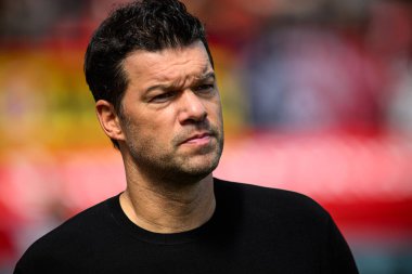 LEVERKUSEN, GERMANY - 11 Mayıs 2025: Michael Ballack - Bundesliga maçı Bayer 04 Leverkusen FC Augsburg 'a karşı Bayarena' da.