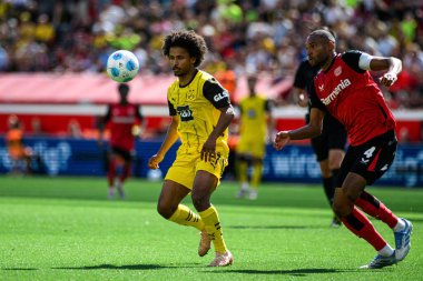 LEVERKUSEN, GERMANY - 11 Mayıs 2025: Karim Adeyemi - Bundesliga maçı Bayer 04 Leverkusen FC Augsburg 'a karşı Bayarena' da.
