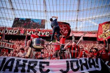LEVERKUSEN, GERMANY - 11 Mayıs 2025: Xabi Alonso - Bundesliga maçı Bayer 04 Leverkusen FC Augsburg 'a karşı Bayarena' da.