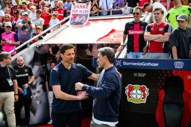 LEVERKUSEN, GERMANY - 11 Mayıs 2025: Xabi Alonso, Niko Kovac - Bundesliga maçı Bayer 04 Leverkusen ile Borussia Dortmund Bayarena 'da.