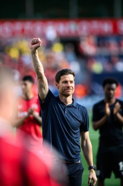 LEVERKUSEN, GERMANY - 11 MAYIS 2025: Xabi Alonso - Bayer 04 Leverkusen, Borussia Dortmund 'a karşı.