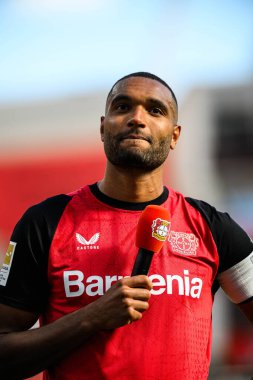 LEVERKUSEN, GERMANY - 11 Mayıs 2025: Jonathan Tah - Bundesliga maçı Bayer 04 Leverkusen, Borussia Dortmund 'a karşı Bayarena' da.