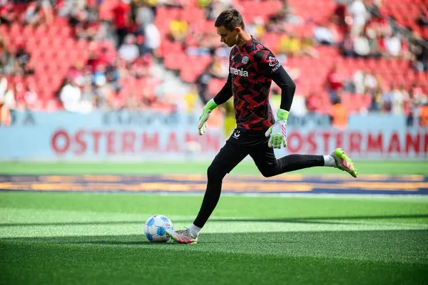LEVERKUSEN, GERMANY - 11 Mayıs 2025: Matej Kovar - Bayer 04 Leverkusen, Borussia Dortmund 'a karşı Bundesliga maçı.