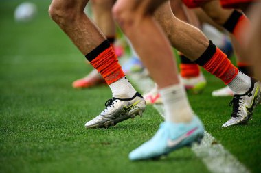 COLOGNE, ALMANY - 2 Mayıs 2025: Nike Tiempo Efsanesi 10 Elit FG - Rhein Enerji Stadyumu.