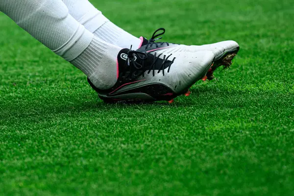 COLOGNE, GERMANY - 20 Nisan 2025: Puma King ULTIMATE FG / AG - Rhein Energie Stadion.