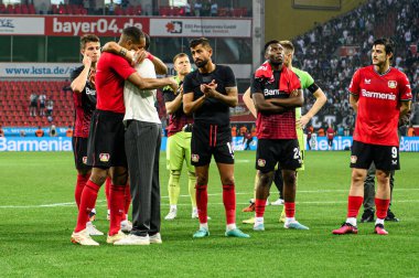 LEVERKUSEN, GERMANY - 21 Mayıs 2023: Karim Bellarabi, Jonathan Tah - Bayer 04 Leverkusen-Borussia Moenchengladbach maçı Bayena 'da.