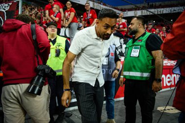 LEVERKUSEN, GERMANY - 21 Mayıs 2023: Karim Bellarabi, Alman eski futbolcu - Bayer 04 Leverkusen, Borussia Moenchengladbach 'a karşı.