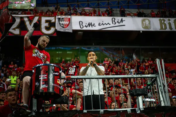 LEVERKUSEN, GERMANY - 21 Mayıs 2023: Karim Bellarabi, Alman eski futbolcu - Bayer 04 Leverkusen, Borussia Moenchengladbach 'a karşı.