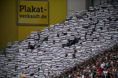 LEVERKUSEN, GERMANY - 21 MAYIS 2023: Fans Moenchengladbach - Bundesliga maçı Bayer 04 Leverkusen ile Borussia Moenchengladbach Bayena 'da.