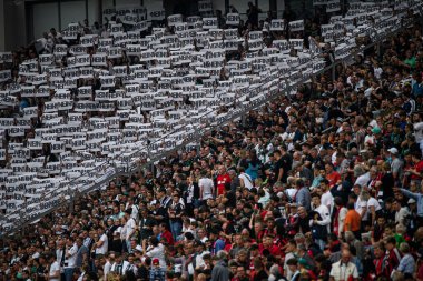 LEVERKUSEN, GERMANY - 21 MAYIS 2023: Fans Moenchengladbach - Bundesliga maçı Bayer 04 Leverkusen ile Borussia Moenchengladbach Bayena 'da.