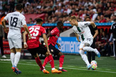 LEVERKUSEN, GERMANY - 21 MAYIS 2023: Luca Netz, Moussa Diaby - Bayer 04 Leverkusen, Borussia Moenchengladbach 'a karşı.