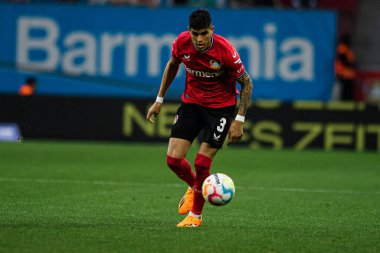 LEVERKUSEN, GERMANY - 21 Mayıs 2023: Piero Hincapie - Bayer 04 Leverkusen Borussia Moenchengladbach 'a karşı.