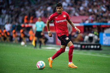 LEVERKUSEN, GERMANY - 21 Mayıs 2023: Piero Hincapie - Bayer 04 Leverkusen Borussia Moenchengladbach 'a karşı.