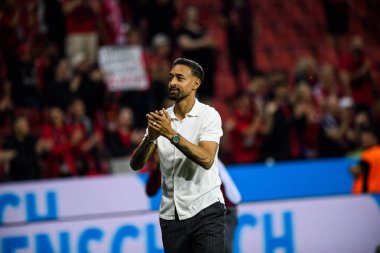 LEVERKUSEN, GERMANY - 21 Mayıs 2023: Karim Bellarabi, Alman eski futbolcu - Bayer 04 Leverkusen, Borussia Moenchengladbach 'a karşı.