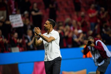 LEVERKUSEN, GERMANY - 21 Mayıs 2023: Karim Bellarabi, Alman eski futbolcu - Bayer 04 Leverkusen, Borussia Moenchengladbach 'a karşı.