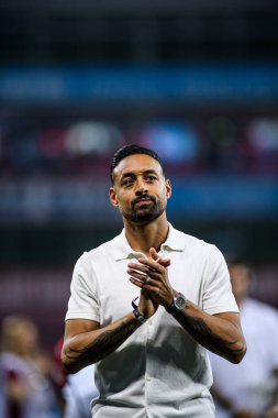LEVERKUSEN, GERMANY - 21 Mayıs 2023: Karim Bellarabi, Alman eski futbolcu - Bayer 04 Leverkusen, Borussia Moenchengladbach 'a karşı.