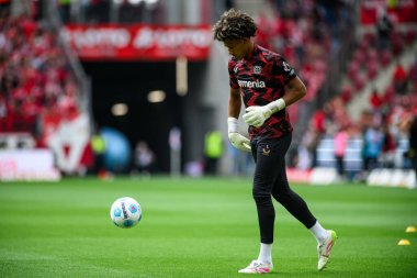 MAINZ, GERMANY - 17 Mayıs 2025: Simeon Rapsch - Bundesliga maçı 1.FSV Mainz 05-Bayer 04 Leverkusen maçı Mewa Arena 'da.