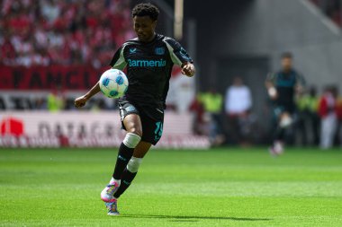 MAINZ, GERMANY - 17 Mayıs 2025: Nathan Tella - Bundesliga maçı 1.FSV Mainz 05, Bayer 04 Leverkusen 'e karşı Mewa Arena' da.