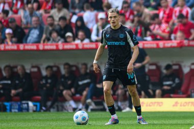 MAINZ, GERMANY - 17 Mayıs 2025: Florian Wirtz - Bundesliga maçı 1.FSV Mainz 05 - Bayer 04 Leverkusen maçı Mewa Arena 'da.