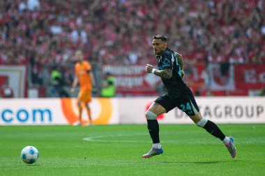 MAINZ, GERMANY - 17 Mayıs 2025: Aleix Garcia - Bundesliga maçı 1.FSV Mainz 05, Bayer 04 Leverkusen 'e karşı Mewa Arena' da.