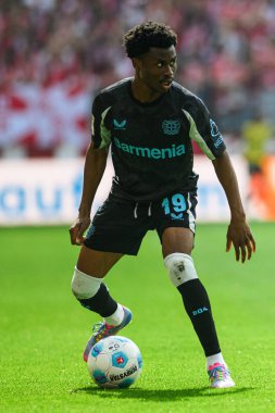 MAINZ, GERMANY - 17 Mayıs 2025: Nathan Tella - Bundesliga maçı 1.FSV Mainz 05, Bayer 04 Leverkusen 'e karşı Mewa Arena' da.