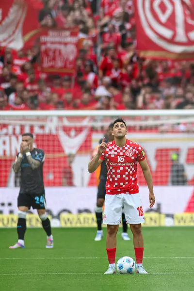 MAINZ, GERMANY - 17 Mayıs 2025: Nadiem Amiri - Bundesliga maçı 1.FSV Mainz 05 - Bayer 04 Leverkusen maçı Mewa Arena 'da.