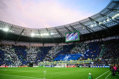 WROCLAW, POLAND - 28 Mayıs 2025: Choreo, Chelsea taraftarları - UEFA Avrupa Konferans Ligi Real Betis ile Chelsea FC maçı Wroclaw Stadyumu 'nda.