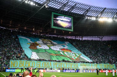 WROCLAW, POLAND - 28 Mayıs 2025: Choreo, taraftarlar Betis - UEFA Avrupa Konferans Ligi Real Betis ile Chelsea FC maçı Wroclaw Stadyumu 'nda.