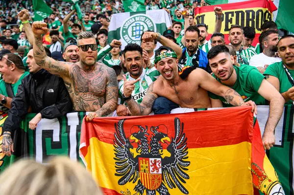 WROCLAW, POLAND - 28 Mayıs 2025: Taraftarlar - Wroclaw Stadyumu 'nda UEFA Avrupa Konferans Ligi Real Betis Chelsea FC' ye karşı.