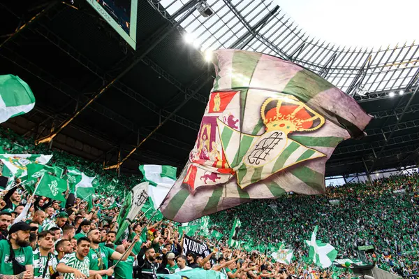 WROCLAW, POLAND - 28 Mayıs 2025: Taraftarlar - Wroclaw Stadyumu 'nda UEFA Avrupa Konferans Ligi Real Betis Chelsea FC' ye karşı.