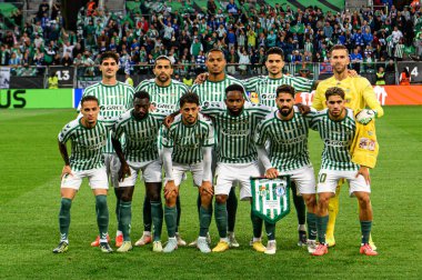 WROCLAW, POLAND - 28 Mayıs 2025: Betis takım fotoğrafı - Wroclaw Stadyumu 'nda UEFA Avrupa Konferans Ligi Real Betis Chelsea FC' ye karşı.