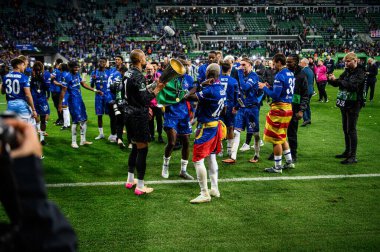WROCLAW, POLAND - 28 Mayıs 2025: Robert Sanchez, Moises Caicedo - Wroclaw Stadyumu 'nda UEFA Avrupa Konferans Ligi Real Betis-Chelsea FC maçı.
