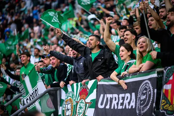 WROCLAW, POLAND - 28 Mayıs 2025: Destekçiler - Wroclaw Stadyumu 'nda UEFA Avrupa Konferans Ligi Real Betis Chelsea FC' ye karşı.
