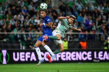 WROCLAW, POLAND - 28 Mayıs 2025: Abdessamad Ezzalzouli, Malo Gusto - UEFA Avrupa Konferans Ligi Real Betis Chelsea FC 'ye karşı Wroclaw Stadyumu' nda final maçı.