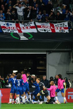 WROCLAW, POLAND - 28 Mayıs 2025: Jadon Sancho, Moises Caicedo - UEFA Avrupa Konferans Ligi Real Betis Chelsea FC 'ye karşı Wroclaw Stadyumu' nda final maçı.