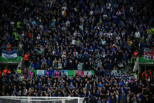 WROCLAW, POLAND - 28 Mayıs 2025: Taraftarlar - Wroclaw Stadyumu 'nda UEFA Avrupa Konferans Ligi Real Betis Chelsea FC' ye karşı.