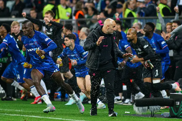 WROCLAW, POLAND - 28 Mayıs 2025: Enzo Maresca - UEFA Avrupa Konferans Ligi Real Betis Chelsea FC 'ye karşı Wroclaw Stadyumu.