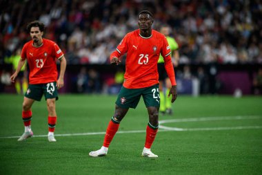 MUNİH, GERMANY - 4 Haziran 2025: Nuno Mendes - UEFA Uluslar Ligi 2025 Almanya - Allianz Arena 'da Portekiz' e karşı. 